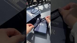 Unboxing my brothers new Dior passport holder! Such a beauty 