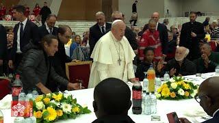 Pope Francis had lunch with about 1,300 poor people at the Vatican, november 17 2024