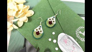 Beebeecraft DIY Avocado earrings with seed beads