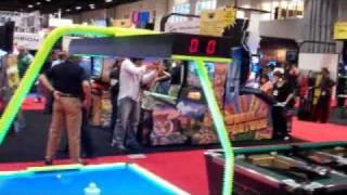 Dynamo Hot Flash II Air Hockey by Birmingham Vending.flv