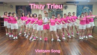 Thuy Trieu #Music by Quang Hung Master D~旋律优美的越南神曲～舞蹈来自网络视频整编