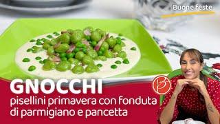 Gnocchi con pisellini primavera, fonduta di parmigiano e pancetta - Christmas Edition