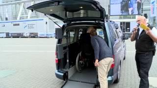 Volkswagen Caddy mit AMF-Bruns Heckausschnitt