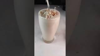 Britannia strawberry muffills milkshake recipe #trending #shots #viral 