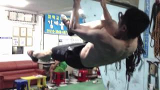 Amateur rock climber training