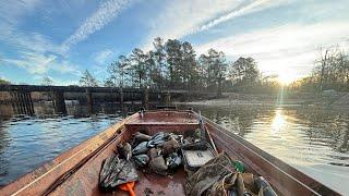 Real South Carolina duck hunting (river)