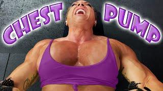 Female Bodybuilder Ripped Vixen gets PUMPED!