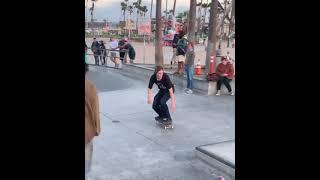 #2TUES Michael Brunner ( shqipron bobaj), Seann Davis #Skateboarding