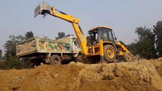 Village Area JCB Work Video / Backhoe Loader Loading Soil InTripper