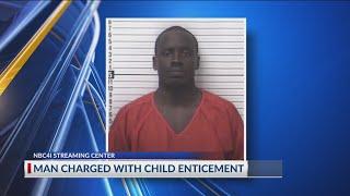 Man facing child enticement charges in Marion County