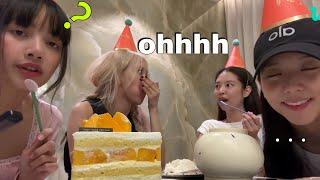 [FUNNY MOMENTS] BLACKPINK'S 8TH ANNIVERARY! #blackpink #jisoo #jennie #rosé #lisa