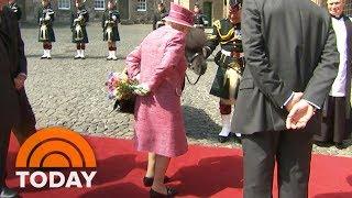 Queen Elizabeth: Naughty Pony Try To Eat Queen's Flowers | TODAY