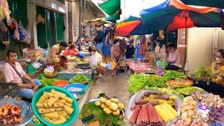 Best Cambodian wet market - Daily Lifestyle of Khmer people buying food, Vegetable, fish & More