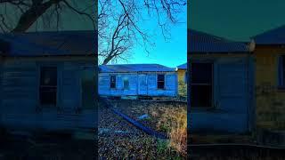 #urbexplaces #abandonedplaces #barn #decay #graveyard #abandoned