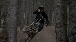 COMMENCAL SUPREME DH V4 - William Robert