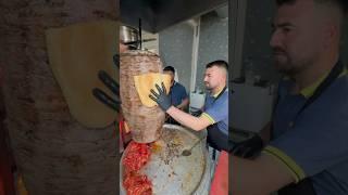 Kahramanmaraş’ın en lezzetli döneri ️ #döner #kahramanmaraş
