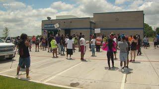 Valvoline cuts ties with Glenn Heights business after owner calls customer racial slur; protests con