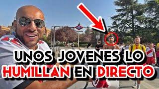  BORJA ESCALONA JÓVENES DE UNA FACULTAD LO HUMILLAN EN DIRECTO Y ESTE NO REACCIONA