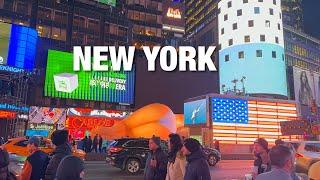 New York City LIVE Manhattan Tuesday Evening (March 4, 2025)