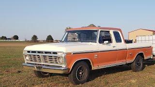 Removing the Tailgate on a 1974 Ford Truck