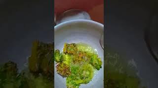 pkaora aloo pyaj Hari dhniya# kuchoo.0347