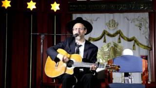 Torah Hakdosha - Kdusha Ani Mevakesh - Kumzitz with Rav Hilel Palay