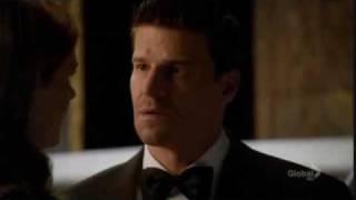 booth and bones intercepted kiss...again UGH!