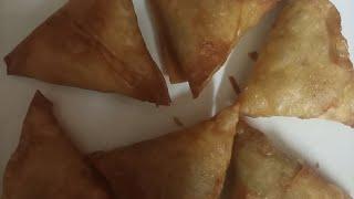 How to make beef samosas n chicken samosas#tasty #moona'sdiary