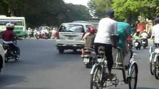 Vietnamese Roundabout