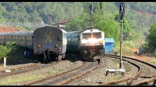 Sensational Konkan Railway : 'S' Curve of Nivasar: Mandovi Express Meets Mandovi Express