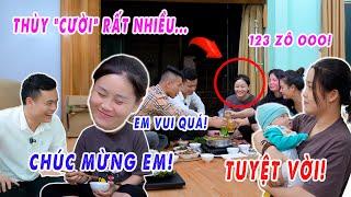 TIN VUI!!! Ba Mẹ Con Em Gái Sống Trong Nhà Hoang Nhận Được Món Quà Ý Nghĩa Nhất Từ Trước Tới Nay