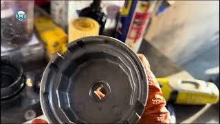 Toyota Auris Prius hybrid oil and oil filter change screen fluid top up coolant level check #oil