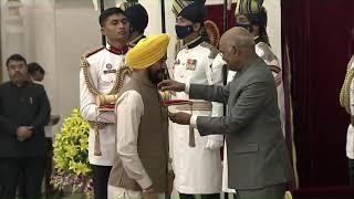 President Kovind presents Padma Shri to Shri Jitender Singh Shunty for Social Work