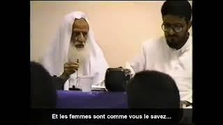 Nager à la piscine entre femmes. Cheikh Mohamed Al Otheymine. (consulter les liens en description)