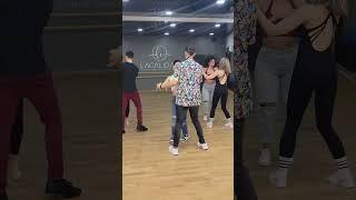 Ivan Cruz (Bachahop) - Traditional Bachata - Workshop at @LaCalidad #bachata #bachatadance #bachahop