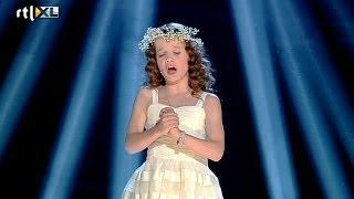 Jonge Amira ontroert opnieuw - HOLLAND'S GOT TALENT Halve finale