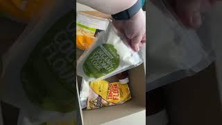 unboxing my mother's Amazon Australia package today