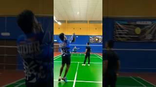 Unprofessional players 🫣#bedminton #youtubeshorts #viral #court #malaysia #sports #chinese