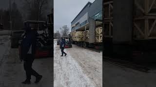 Снегоходы по цене квартиры!