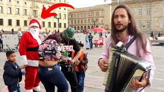 A Colombian guy is singing a famous Ukrainian folk song "You tricked me" in the middle of Bogota