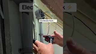 Who Makes Up There Wire Like This?!? #electrician #electricianhack #electriciansdoitbetter