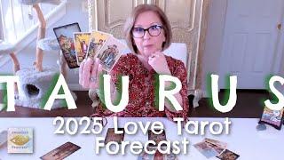 TAURUS ️ 2025 Love Tarot Forecast: Someone who's loved you comes on your path!