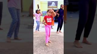 Kurchi merthapetti/ Mahesh Babu/#sreeleela #maheshbabu #shortvideo #dance #tumkur #trendingsong