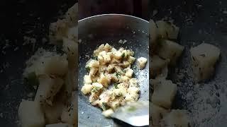 puri and poli sathi zanzanit ani zatpat batatyachi bhaji