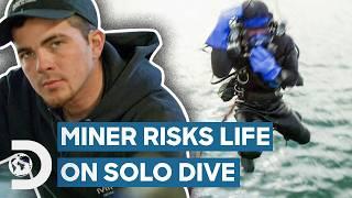 Chris McCully Risks Life In Solo Dive Hunting For Gold | Gold Divers