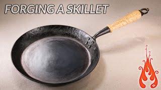 Blacksmithing - Forging a skillet / frying pan