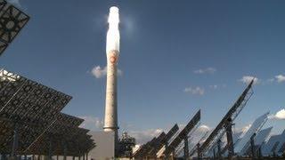 Solar power station in Spain works at night