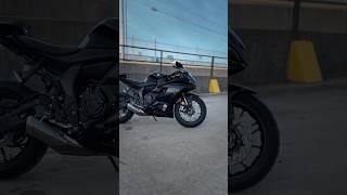 R World’s Middleweight | 2025 Yamaha YZF-R7 Matte Raven Black