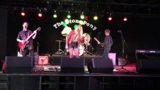 Wolfpack performing 'Welcome to the Jungle' @ the StonePony