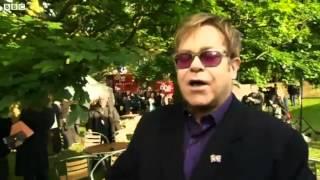 Elton John backstage at The Queen's Diamond Jubilee concert